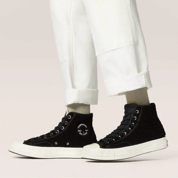 Converse Chuck 70 Varsity Hi Sherpa High-Top Sneakers Black M6.5/W8.5 $90 NIB - Picture 1 of 8